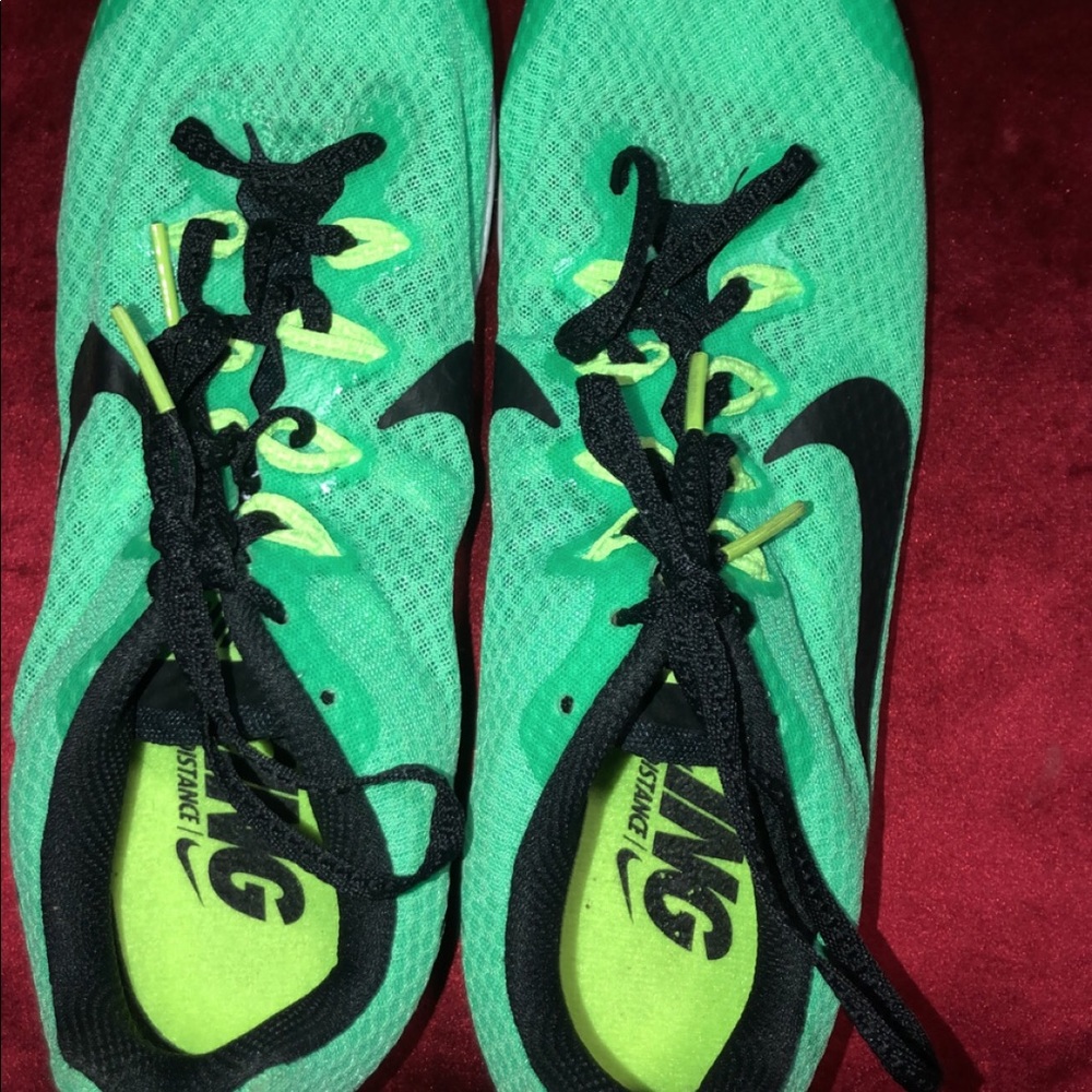 NEW NIKE TRACK “DISTANCE” ATHLETE SHOES